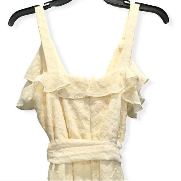 GAL MEETS GLAM Helena Light Yellow Eyelet Ruffle Dress Size 6P - Picture 7 of 8